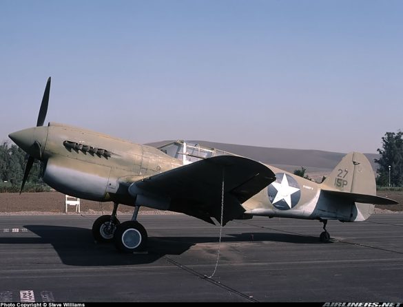 Airworthy warbird Curtiss P 40E Warhawk 15PG Black 27 Generic 1942 Steve Williams 01