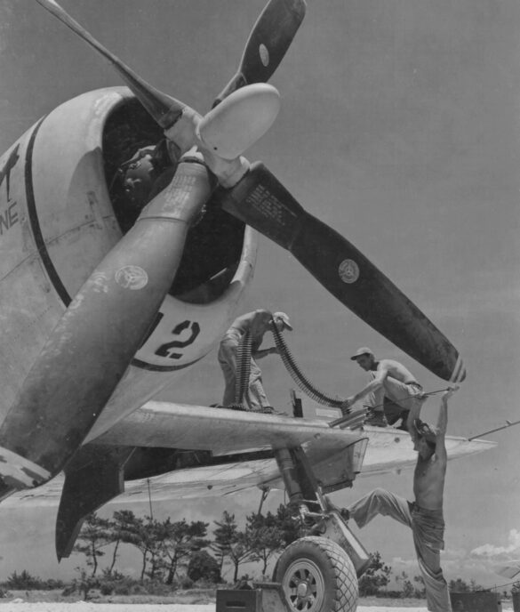 P-47N ThunderboltRepublic P-47N Thunderbolt with natural metal finish and 318th Fighter Group Pacific insignia