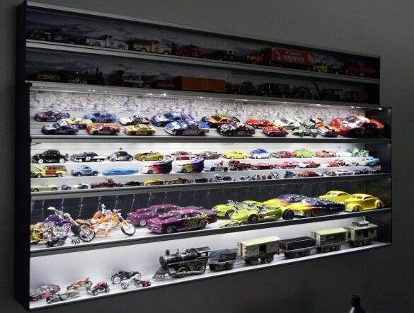 12 LED Lighting Kit in Showcase Express Die Cast Display Case 1