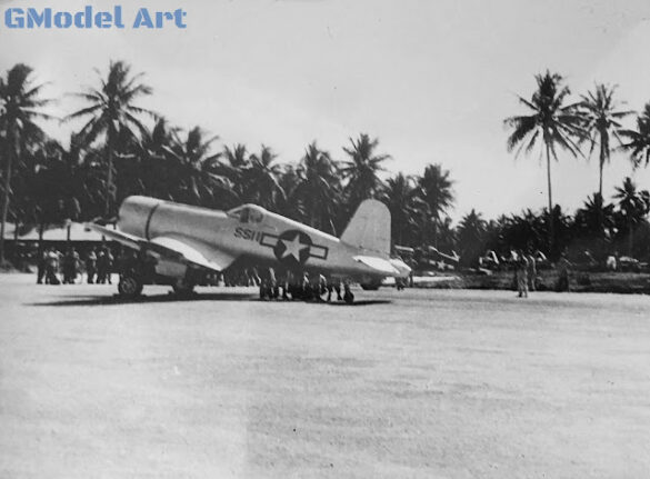 Vought F4U-1A Corsair "Sally" με αριθμό 894 βαμμένο σε Sea Blue FS25042, επιχειρησιακό στην Peleliu το 1944.
