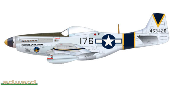 44 63420 P 51D Mustang 7AF 15FG47FS 176 Moonbean McSwine Capt Eurich L Bright at Iwo Jima Jul 1945 0A