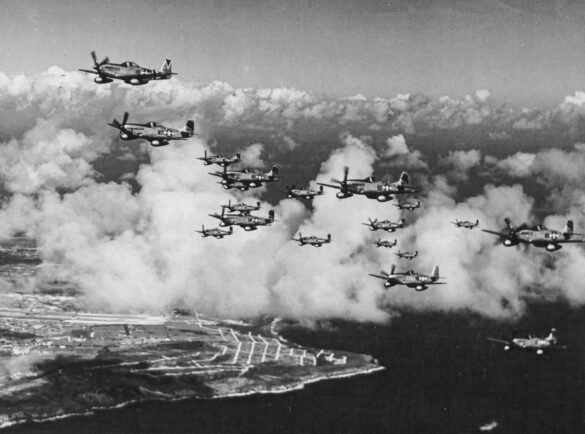 44 63423 P 51D Mustang 7AF 15FG47FS 15 Squirt Col James O Beckwith CO leads Mustangs of the 45FS over 23rd Mar 1945 01