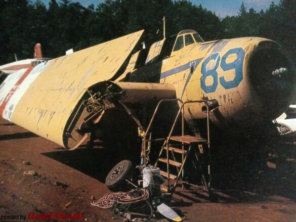 TBM Avenger Spray Plane – WWII Bomber Converted for Farming and Firefighting TBM Avenger firebomber in flight over forest fire zone – Canada, 1970s Converted TBM Avenger crop duster with yellow-red livery parked at rural airstrip Underside view of TBM with spray booms installed under wings Scale model of TBM Avenger spray plane with belly tank and weathered finish