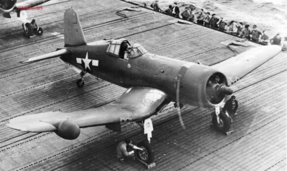 "F4U-2(N) Corsair night fighter with radar dome on right wingtip – VF(N)-101, USS Enterprise, 1944" "Modified F4U-1A Corsair converted to night fighter configuration – VMF(N)-532, Roi Island base, 1944" "US Navy F4U-2 Corsair with flame arrestors and black-over-blue night camouflage" "Close-up of AIA radar dome installed on F4U-2 wing – early WWII night fighter technology" "Cockpit interior of F4U-2(N) with Sperry autopilot and radar display"