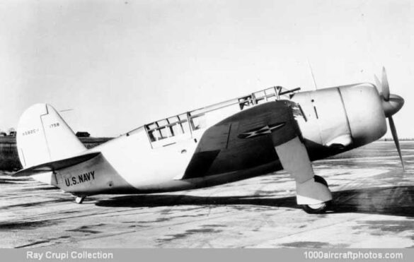 Curtiss XSB2C-1 Helldiver prototype during first flight in 1940 Curtiss Helldiver, XSB2C-1 Prototype accident XSB2C-1 prototype crashed due to loss of control during test flight