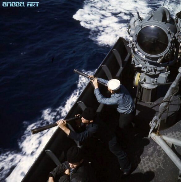 18739657_1929040624008591_2413186388936394212_n Infographic of WWII U.S. Navy Aircraft Carrier Deck Support Equipment, Tractors, Fuel & Ammo Carts, and Deck Crew with FS Color Codes for Scale Modeling Dioramas