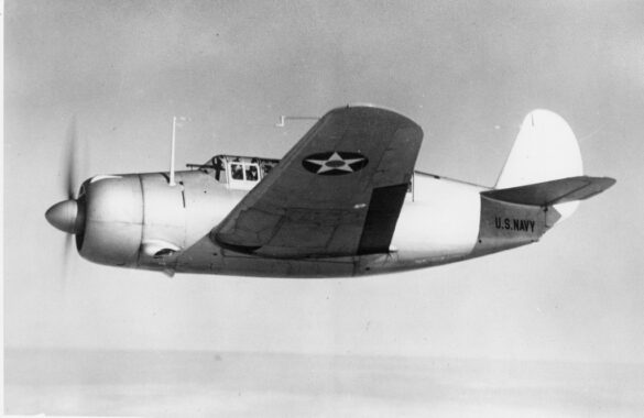 Curtiss XSB2C-1 Helldiver prototype during first flight in 1940 Curtiss Helldiver, XSB2C-1 Prototype accident XSB2C-1 prototype crashed due to loss of control during test flight