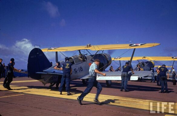 WWII U.S. Aircraft Carrier Deck – Crew Colors, FS Codes & Diorama Guide Infographic of WWII U.S. Navy Aircraft Carrier Deck Support Equipment, Tractors, Fuel & Ammo Carts, and Deck Crew with FS Color Codes for Scale Modeling Dioramas