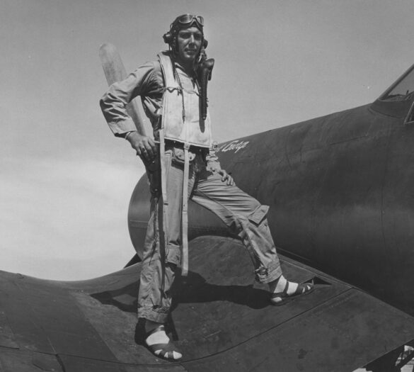 "F4U-2(N) Corsair night fighter with radar dome on right wingtip – VF(N)-101, USS Enterprise, 1944" "Modified F4U-1A Corsair converted to night fighter configuration – VMF(N)-532, Roi Island base, 1944" "US Navy F4U-2 Corsair with flame arrestors and black-over-blue night camouflage" "Close-up of AIA radar dome installed on F4U-2 wing – early WWII night fighter technology" "Cockpit interior of F4U-2(N) with Sperry autopilot and radar display"
