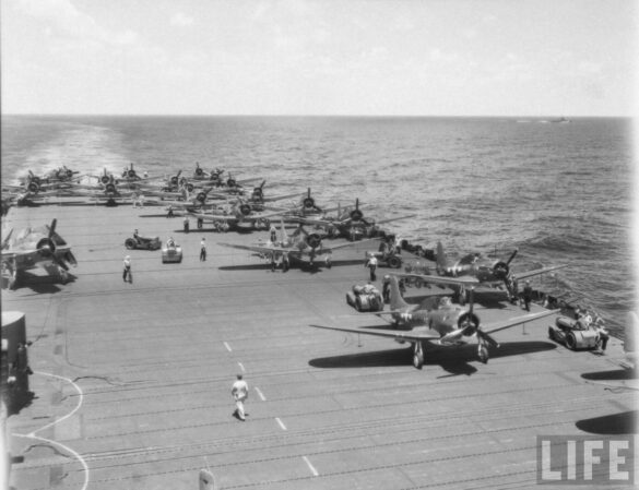 WWII U.S. Aircraft Carrier Deck – Crew Colors, FS Codes & Diorama Guide Infographic of WWII U.S. Navy Aircraft Carrier Deck Support Equipment, Tractors, Fuel & Ammo Carts, and Deck Crew with FS Color Codes for Scale Modeling Dioramas
