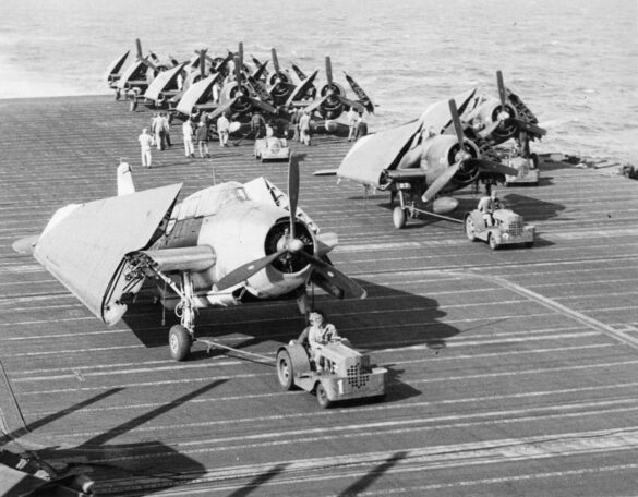 WWII U.S. Aircraft Carrier Deck – Crew Colors, FS Codes & Diorama Guide Infographic of WWII U.S. Navy Aircraft Carrier Deck Support Equipment, Tractors, Fuel & Ammo Carts, and Deck Crew with FS Color Codes for Scale Modeling Dioramas