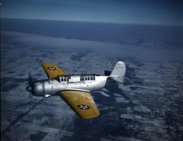 Curtiss XSB2C-1 Helldiver prototype during first flight in 1940 Curtiss Helldiver, XSB2C-1 Prototype accident XSB2C-1 prototype crashed due to loss of control during test flight