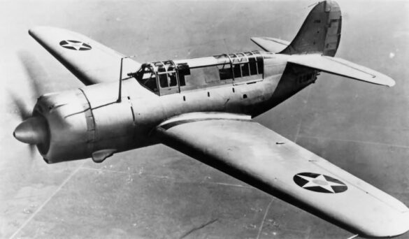 Curtiss XSB2C-1 Helldiver prototype during first flight in 1940 Curtiss Helldiver, XSB2C-1 Prototype accident XSB2C-1 prototype crashed due to loss of control during test flight