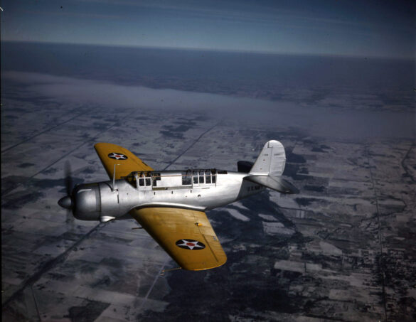 Curtiss XSB2C-1 Helldiver prototype during first flight in 1940 Curtiss Helldiver, XSB2C-1 Prototype accident XSB2C-1 prototype crashed due to loss of control during test flight