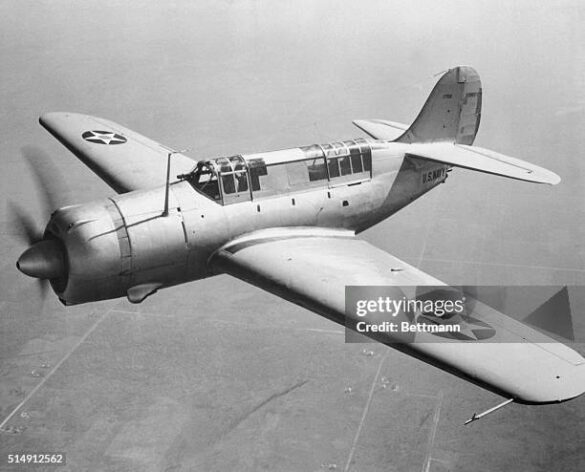 Curtiss XSB2C-1 Helldiver prototype during first flight in 1940 Curtiss Helldiver, XSB2C-1 Prototype accident XSB2C-1 prototype crashed due to loss of control during test flight
