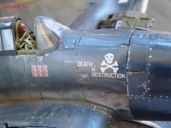 Eduard 1/48 F6F-5 Hellcat “White 115” parked on US Navy carrier deck diorama – folded wings and weathered WWII carrier fighter scene