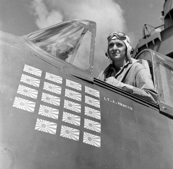 F6F Hellcat – Air Group 16 USS Lexington (CV-16) F6F-3 Hellcat Air Group 16 in tricolor variant aboard USS Lexington CV-16 with pilots before the mission