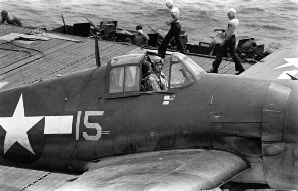F6F Hellcat – Air Group 16 USS Lexington (CV-16) F6F-3 Hellcat Air Group 16 in tricolor variant aboard USS Lexington CV-16 with pilots before the mission