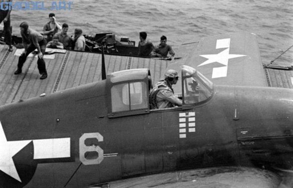 F6F Hellcat – Air Group 16 USS Lexington (CV-16) F6F-3 Hellcat Air Group 16 in tricolor variant aboard USS Lexington CV-16 with pilots before the mission