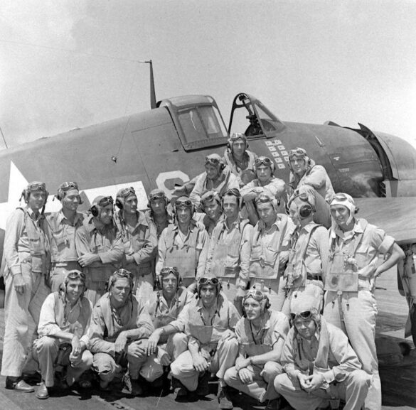 F6F Hellcat – Air Group 16 USS Lexington (CV-16) F6F-3 Hellcat Air Group 16 in tricolor variant aboard USS Lexington CV-16 with pilots before the mission