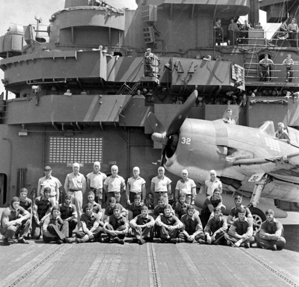 F6F Hellcat – Air Group 16 USS Lexington (CV-16) F6F-3 Hellcat Air Group 16 in tricolor variant aboard USS Lexington CV-16 with pilots before the mission