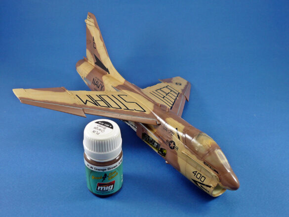 A-7E Corsair II VA-72 Blue Hawks Desert Storm 1991 scale model 1/48