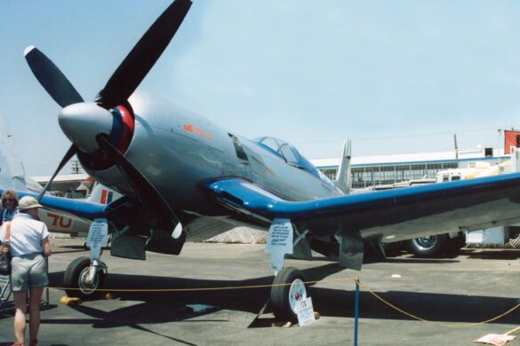 F4U Super Corsair Budweiser Light 1 Reno Air Races F4U Super Corsair Budweiser Light 1 Reno Air Races