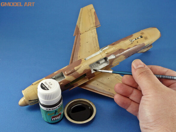 A-7E Corsair II VA-72 Blue Hawks Desert Storm 1991 scale model 1/48