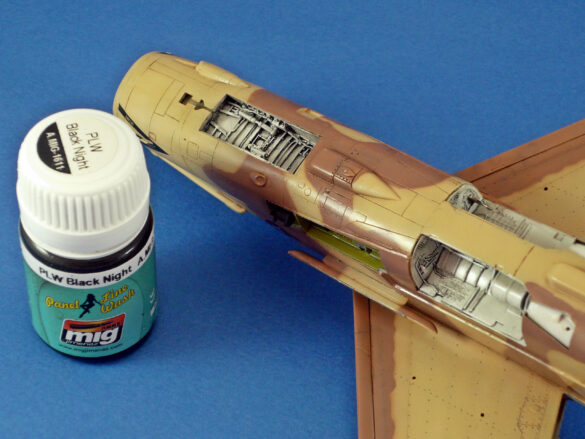 A-7E Corsair II VA-72 Blue Hawks Desert Storm 1991 scale model 1/48