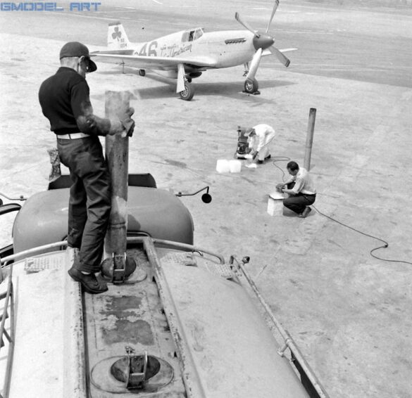 North American P-51 Mustang racing aircraft Bendix Trophy 1940s black and white historical image