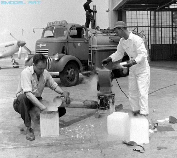 North American P-51 Mustang racing aircraft Bendix Trophy 1940s black and white historical image