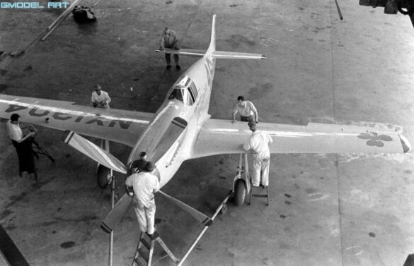 North American P-51 Mustang racing aircraft Bendix Trophy 1940s black and white historical image