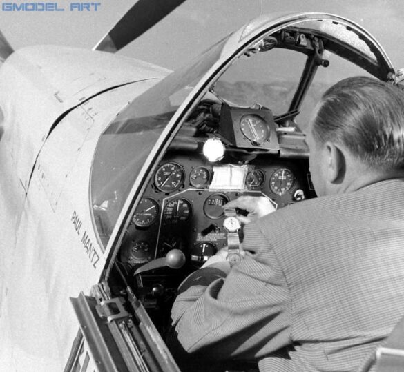North American P-51 Mustang racing aircraft Bendix Trophy 1940s black and white historical image