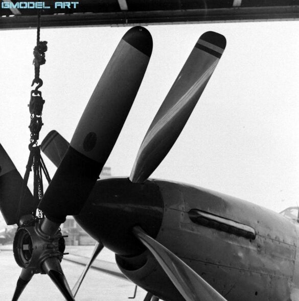 North American P-51 Mustang racing aircraft Bendix Trophy 1940s black and white historical image