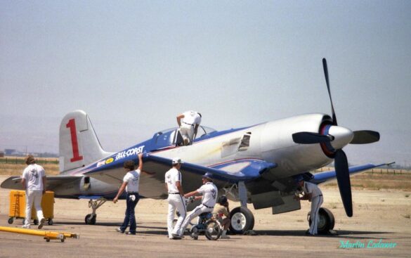 F4U Super Corsair Budweiser Light 1 Reno Air Races N31518 F4U Super Corsair Budweiser Light 1 N31518 racing at Reno Air Races at high speed