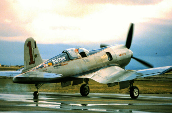 F4U Super Corsair Budweiser Light 1 Reno Air Races N31518 F4U Super Corsair Budweiser Light 1 N31518 racing at Reno Air Races at high speed