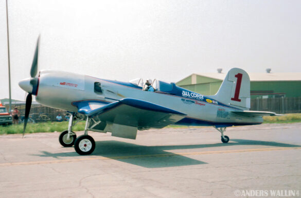 F4U Super Corsair Budweiser Light 1 Reno Air Races N31518 F4U Super Corsair Budweiser Light 1 N31518 racing at Reno Air Races at high speed