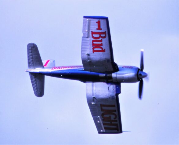 F4u Super Corsair “Budweiser Light 1” – N31518 2 F4U Super Corsair Budweiser Light 1 N31518 racing at Reno Air Races at high speed