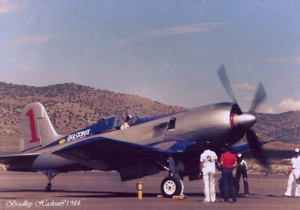 F4U Super Corsair Budweiser Light 1 Reno Air Races N31518 F4U Super Corsair Budweiser Light 1 N31518 racing at Reno Air Races at high speed