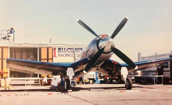 F4U Super Corsair Budweiser Light 1 Reno Air Races N31518 F4U Super Corsair Budweiser Light 1 N31518 racing at Reno Air Races at high speed