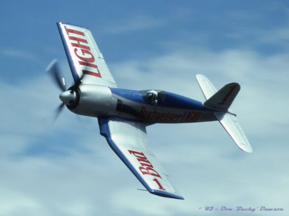 F4U Super Corsair Budweiser Light 1 Reno Air Races N31518 F4U Super Corsair Budweiser Light 1 N31518 racing at Reno Air Races at high speed