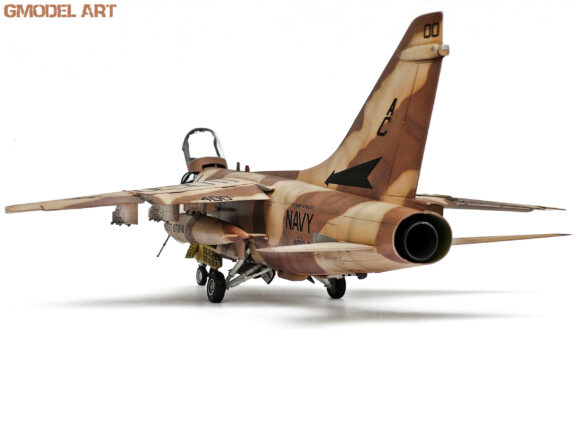 A-7E Corsair II VA-72 Blue Hawks Desert Storm 1991 scale model 1/48