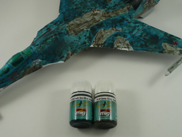 Sukhoi Su-33 scale model three tone blue camouflage painting