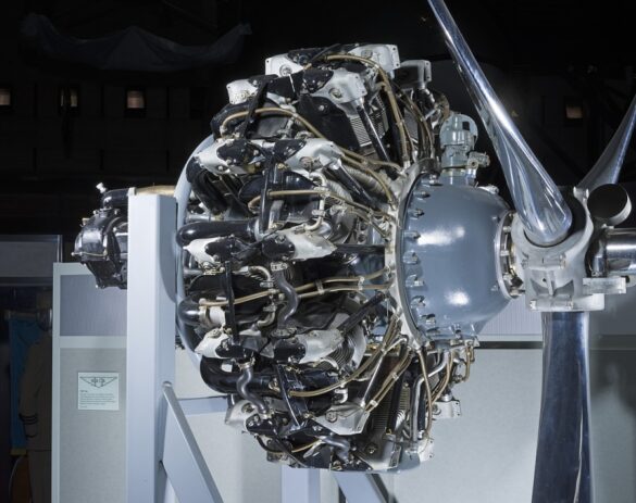 Pratt & Whitney Twin Wasp R-1830-92 Radial Engine (A19750478000) NASM A19750478000 NASM2018 10303