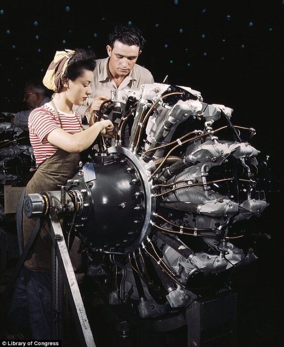 article-0-1A985F7C000005DC-573_634x776 article 0 1A985F7C000005DC 573 634x776