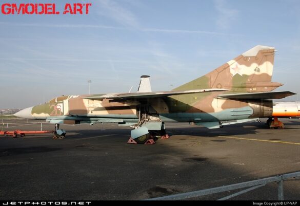 MiG-23ML Red 26 Scale Model Build Guide – Painting, Weathering and Camouflage Techniques MiG-23ML Red 26 scale model with Soviet camouflage and weathering details