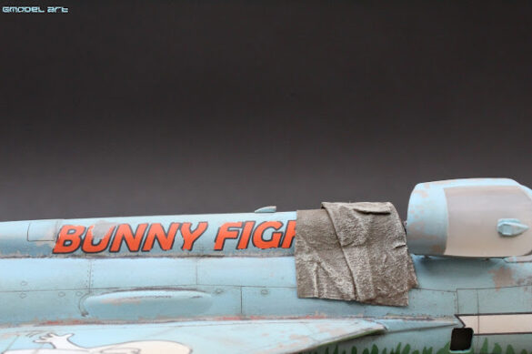 Weathered cockpit detail on Eduard MiG-21MF Bunny Fighter