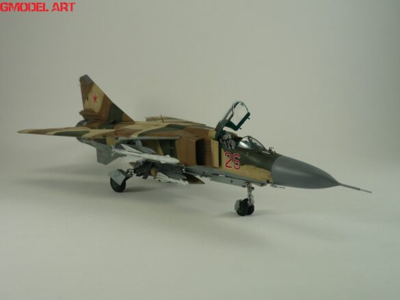 MiG-23ML Red 26 Scale Model Build Guide – Painting, Weathering and Camouflage Techniques MiG-23ML model during camouflage painting process with preshading