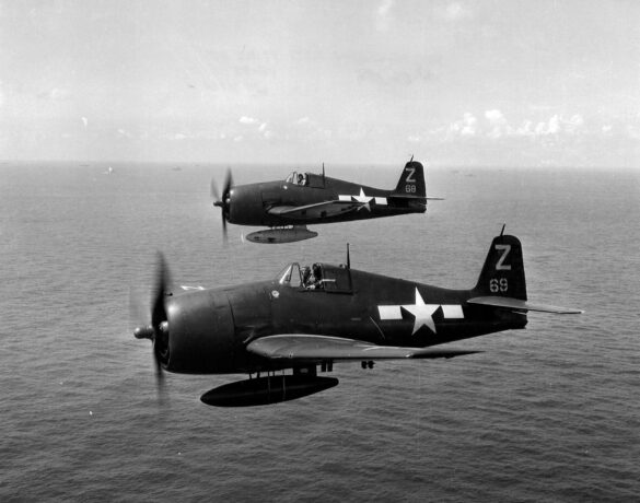 F6F-5N Hellcat