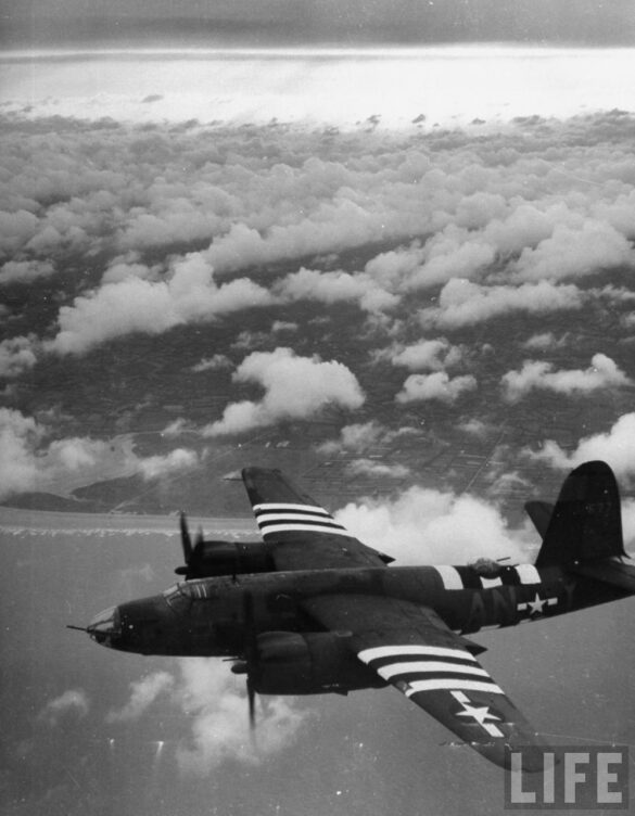 B-26 Marauder WWII bomber olive drab neutral gray camouflage in flight medium bomber USAAF